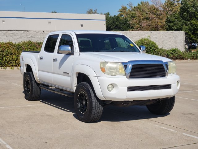 Used 2005 Toyota Tacoma PreRunner RWD image 3