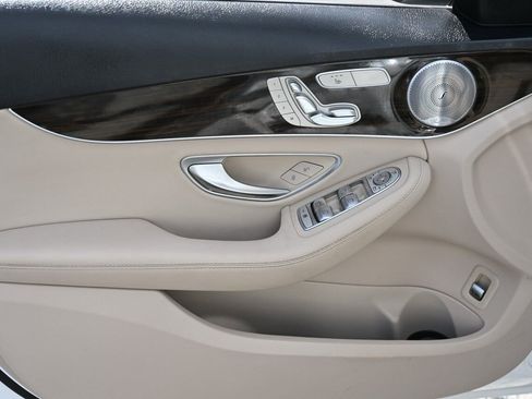 Used 2021 Mercedes-Benz C 300 Sedan w/ Premium Package image 9