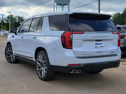 New 2026 GMC Yukon Denali Ultimate AWD/4WD image 3