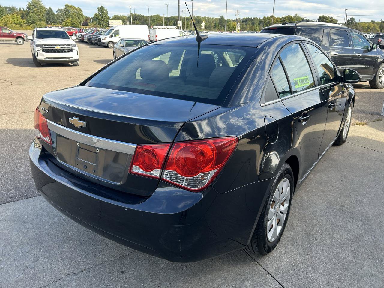Used 2012 Chevrolet Cruze LS w/ Connectivity Package FWD image 5