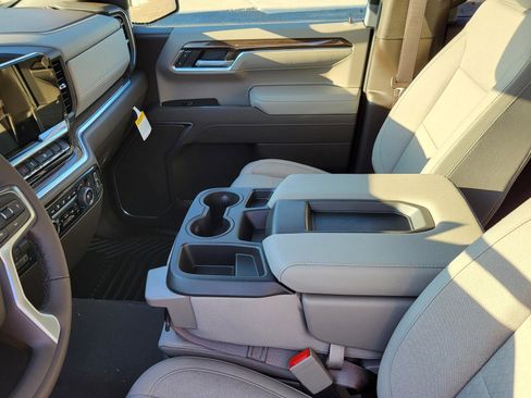 New 2026 Chevrolet Silverado 1500 LT image 18