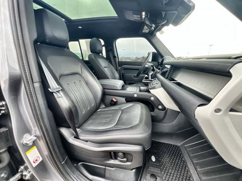 Used 2021 Land Rover Defender 110 X-Dynamic SE image 27