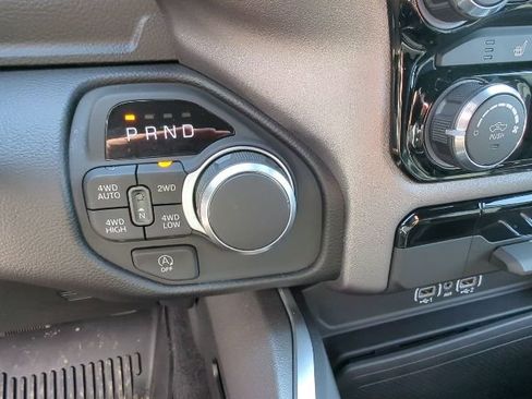 New 2026 RAM 1500 Big Horn w/ Night Edition AWD/4WD image 18