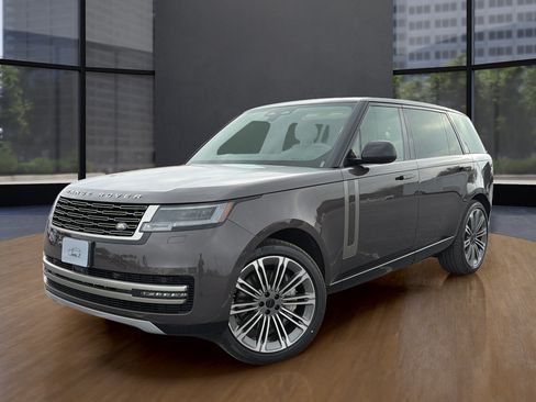 New 2026 Land Rover Range Rover Long Wheelbase SE AWD/4WD image 9