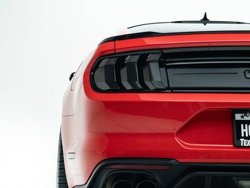 Used 2020 Ford Mustang GT w/ Equipment Group 301A RWD image 17