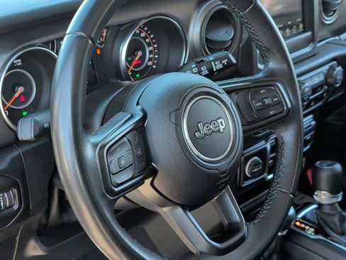 Used 2022 Jeep Wrangler Unlimited Sport AWD/4WD image 23