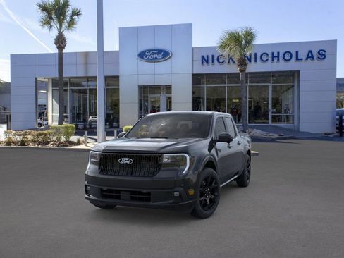 New 2025 Ford Maverick Lobo image 2