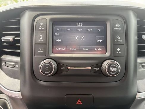 Used 2022 RAM 1500 Big Horn AWD/4WD image 22