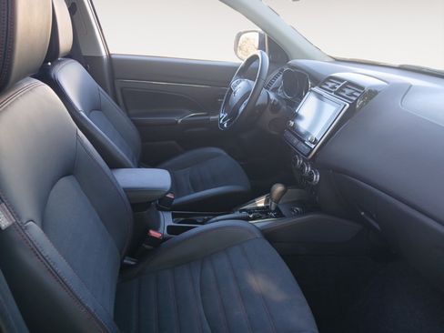 Used 2024 Mitsubishi Outlander Sport AWD image 15