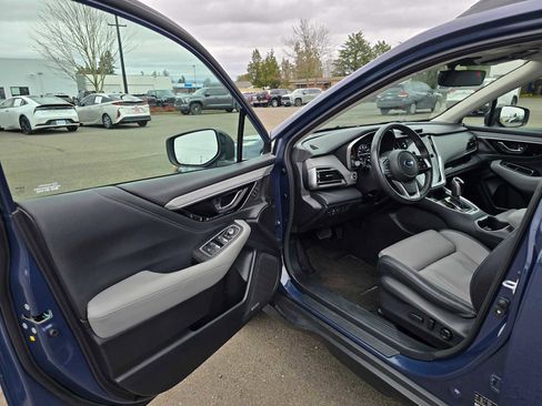 Used 2023 Subaru Outback Limited image 21