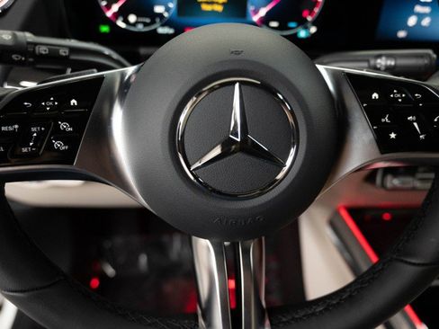 New 2026 Mercedes-Benz GLA 250 image 22