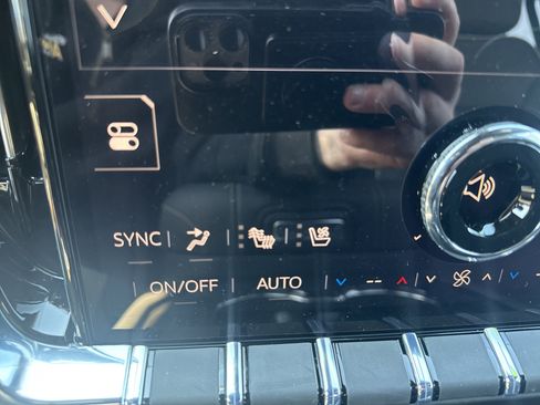 New 2026 GMC Yukon XL Elevation AWD/4WD image 20