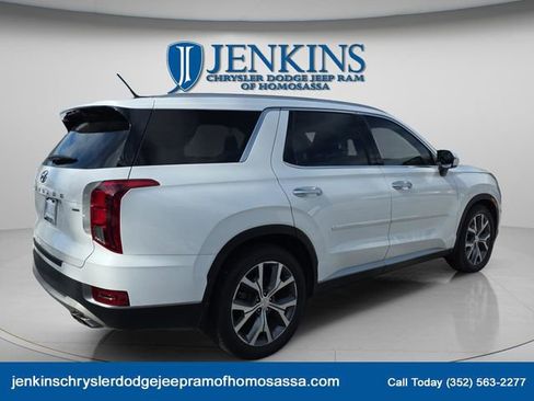 Used 2022 Hyundai Palisade SEL w/ Convenience Package AWD/4WD image 3