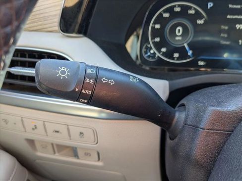 Used 2021 Hyundai Palisade Limited image 17