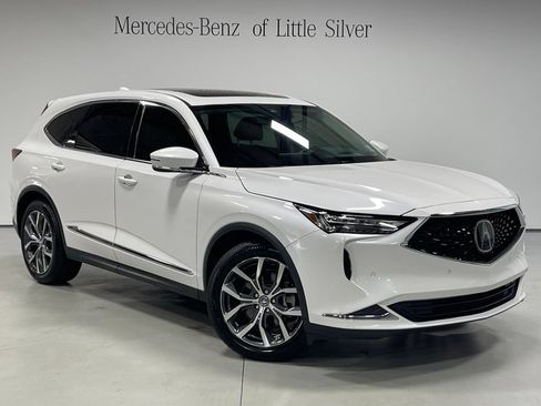 Used 2024 Acura MDX SH-AWD w/ Technology Package image 8