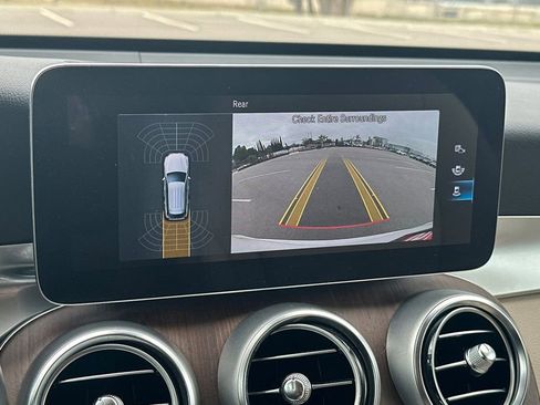 Used 2022 Mercedes-Benz GLC 300 image 19