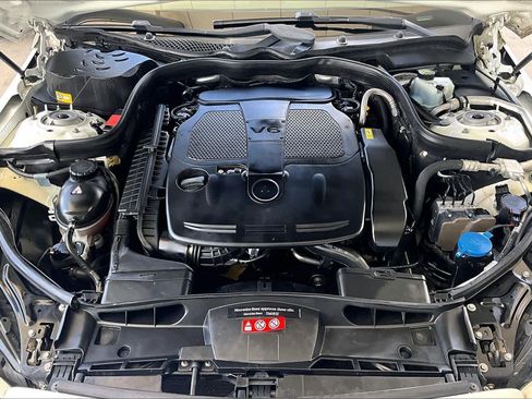 Used 2016 Mercedes-Benz E 350 Sedan image 27