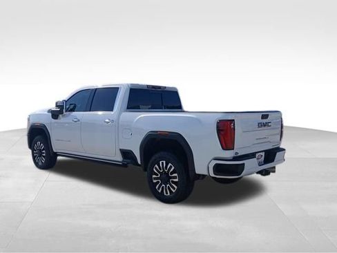 Certified 2026 GMC Sierra 2500 Denali Ultimate w/ Snow Plow Prep/Camper Package AWD/4WD image 3