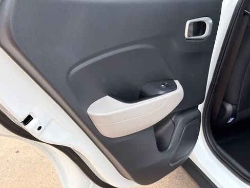New 2026 Hyundai Venue SEL FWD image 22