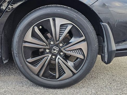 Used 2018 Honda Civic EX image 24