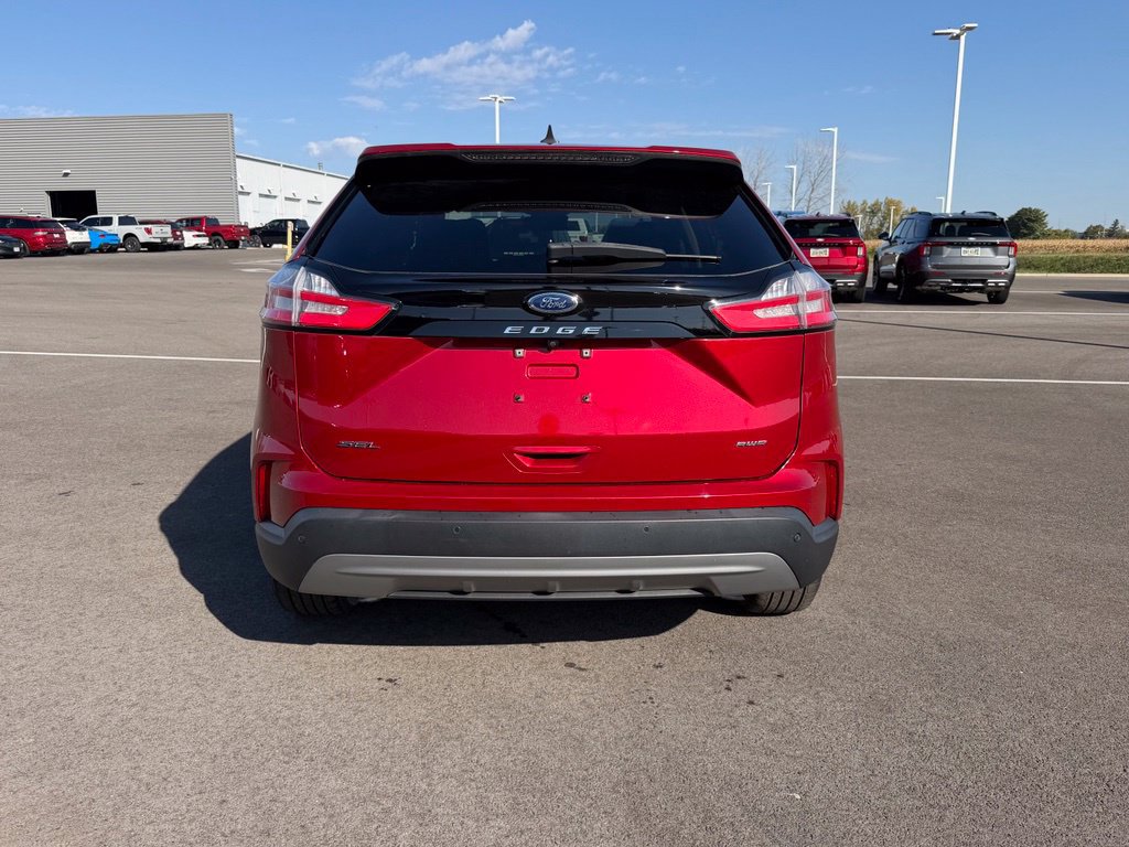 Used 2023 Ford Edge SEL AWD/4WD image 7