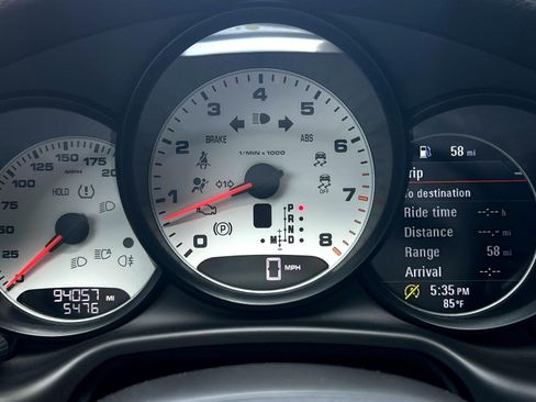 Used 2015 Porsche Panamera 4S image 18