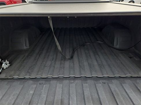 Certified 2023 GMC Sierra 1500 AT4X w/ AT4X AEV Edition image 22