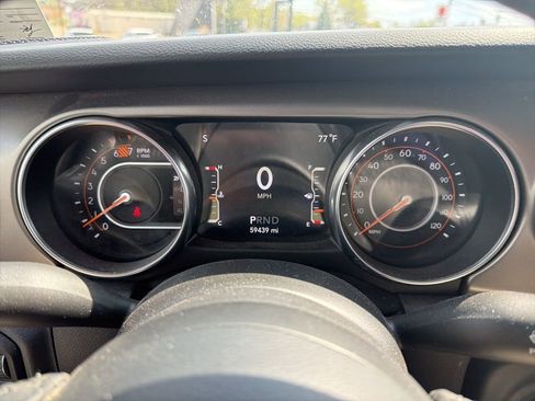 Used 2021 Jeep Wrangler Unlimited Sport image 30