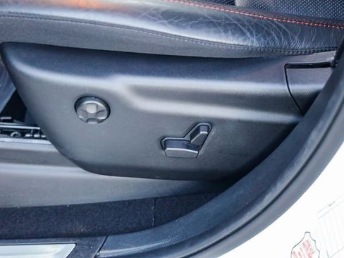 Certified 2025 Dodge Durango GT image 24