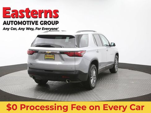 Used 2022 Chevrolet Traverse LT FWD image 40