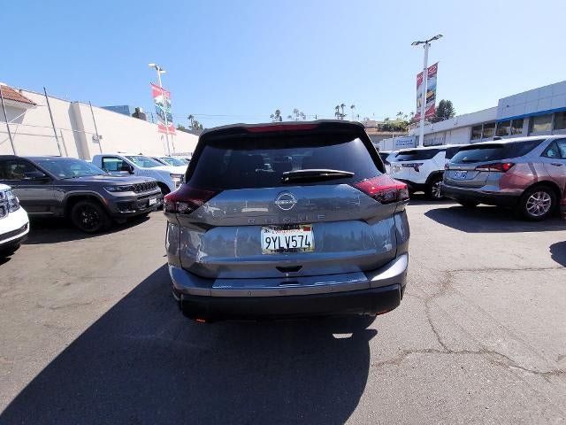 Used 2026 Nissan Rogue SV FWD image 7