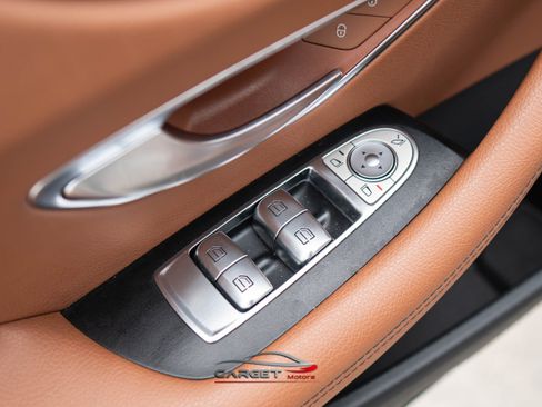 Used 2018 Mercedes-Benz E 400 4MATIC Coupe image 29
