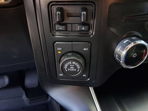 Used 2023 Ford F150 Raptor AWD/4WD image 17