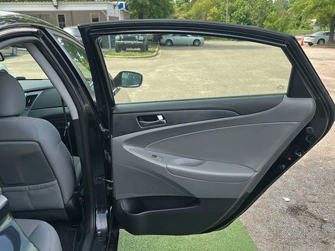 Used 2012 Hyundai Sonata GLS w/ Popular Equipment Pkg FWD image 20