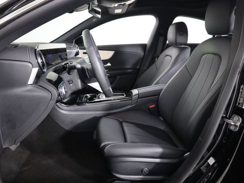 Certified 2026 Mercedes-Benz CLA 250 4MATIC image 32