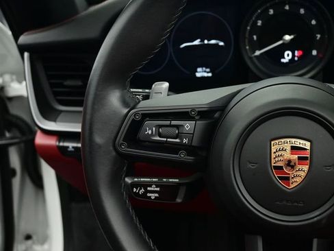 Used 2024 Porsche 911 Carrera image 47