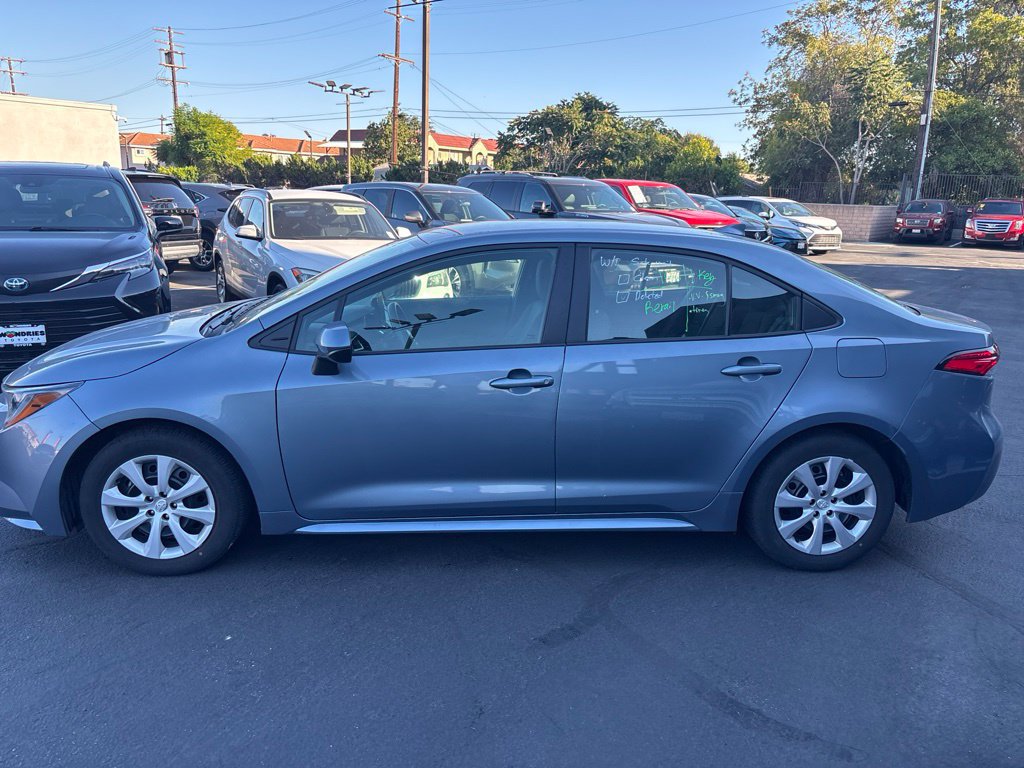 Used 2025 Toyota Corolla LE FWD image 7