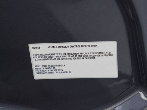 Used 2023 Tesla Model Y Long Range AWD/4WD image 24