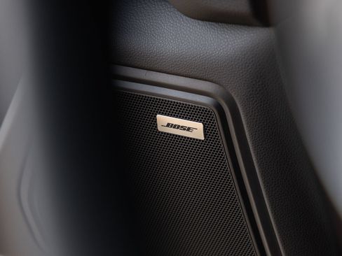 New 2026 Porsche Macan AWD/4WD image 24