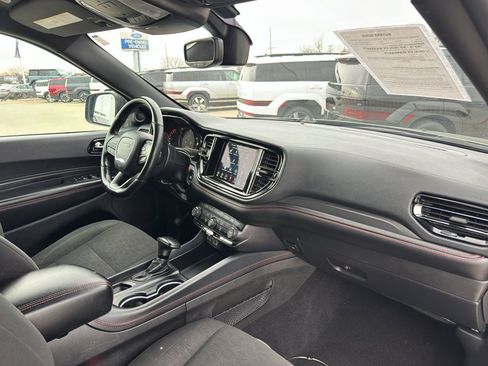 Used 2023 Dodge Durango GT image 28