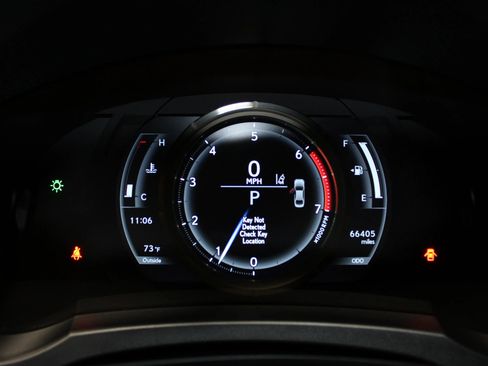 Used 2019 Lexus IS 300 F Sport w/ F Sport Package image 11