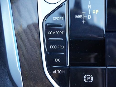 Used 2023 BMW X5 xDrive40i w/ Premium Package image 68