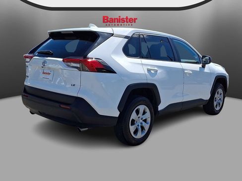 Used 2024 Toyota RAV4 LE FWD image 4