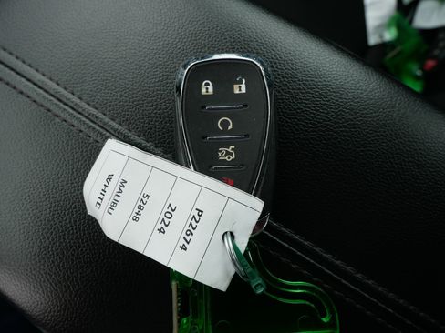 Used 2024 Chevrolet Malibu LT image 33