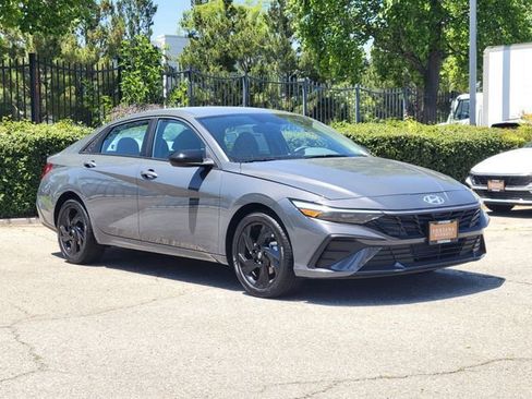 New 2026 Hyundai Elantra Sport FWD image 29