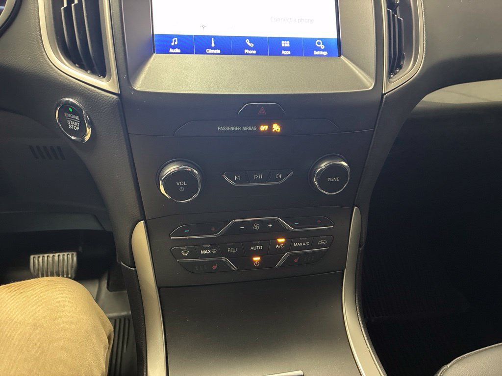 Used 2020 Ford Edge SEL w/ Convenience Package FWD image 19