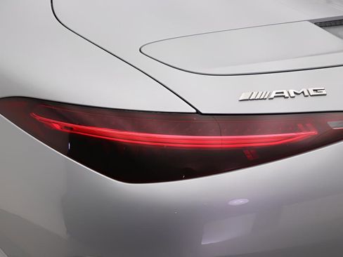 Certified 2022 Mercedes-Benz SL 55 AMG 4MATIC image 18