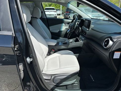 Used 2023 Hyundai Kona Limited w/ Cargo Package FWD image 37