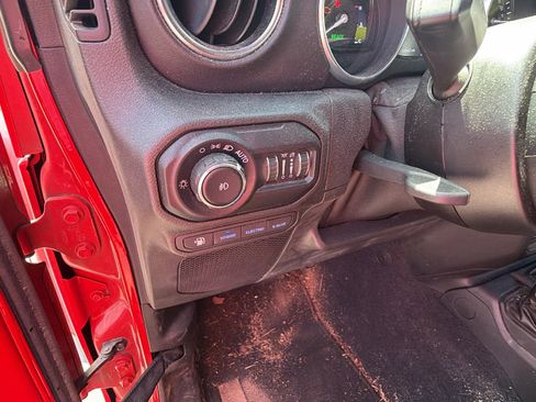 Used 2021 Jeep Wrangler Unlimited Sahara w/ Cold Weather Group image 25