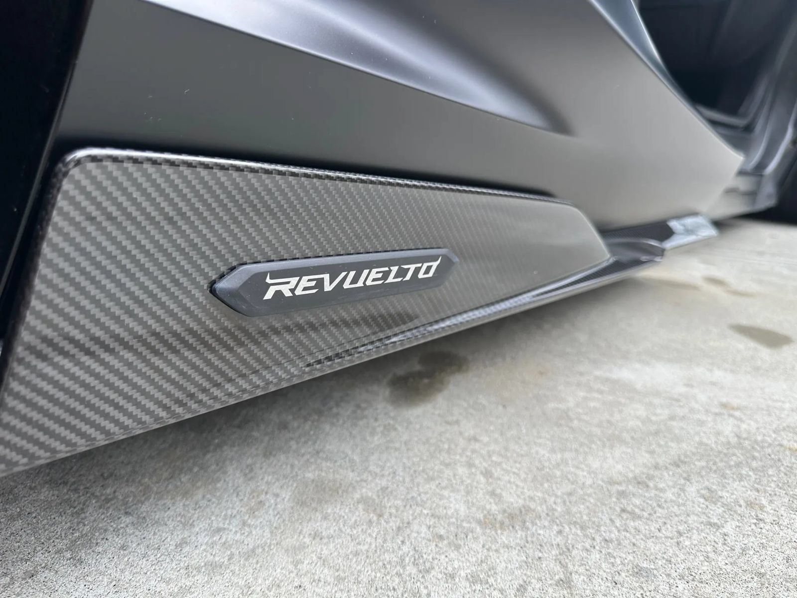 Used 2024 Lamborghini Revuelto AWD/4WD image 12